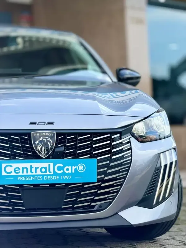 Peugeot 208 2024 1.2 PureTech Allure 101Cv | CARPLAY | CÂMARA