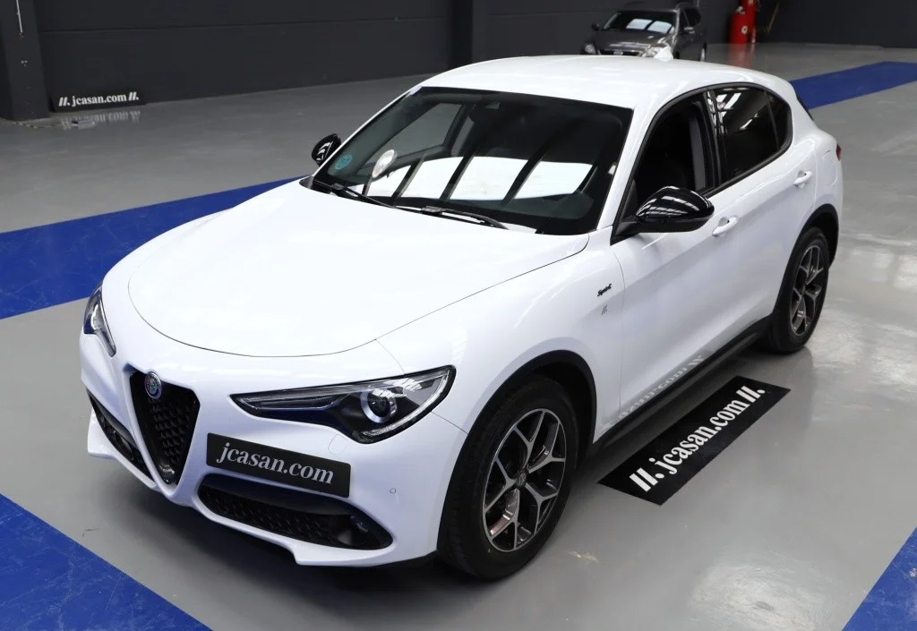 ALFA ROMEO Stelvio Stelvio 2.2 Sprint RWD 190 Aut.