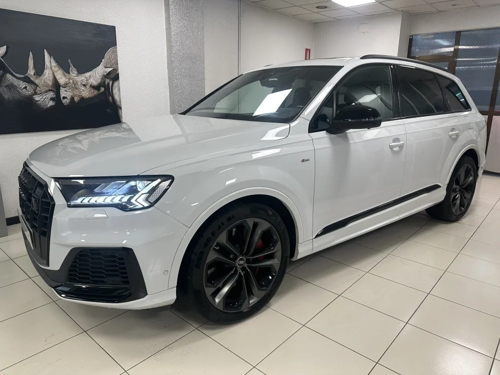 AUDI Q7 Q7 60 TFSIe S line plus quattro tiptronic