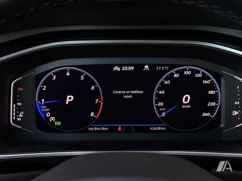 VOLKSWAGEN T-Roc T-Roc 1.5 TSI R-Line kW DSG7 110KW