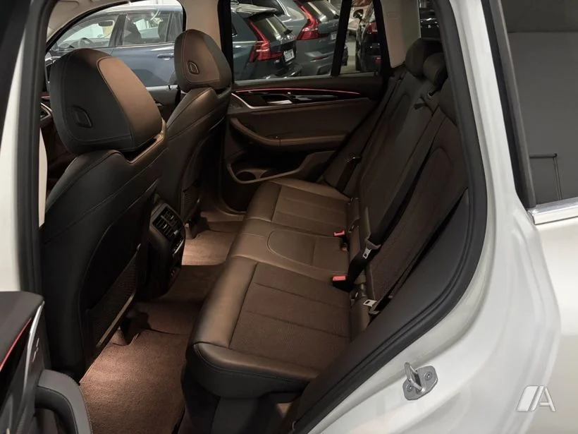 BMW X3 X3 xDrive 20dA xLine