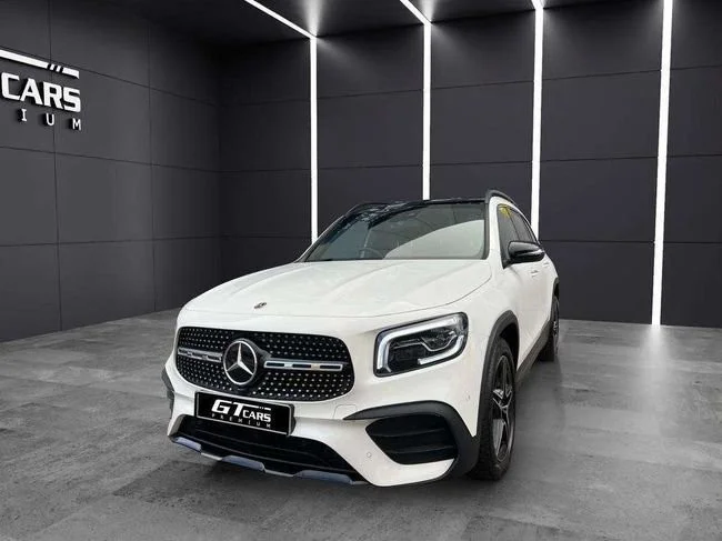 MERCEDES-BENZ Clase GLB 200 AMG