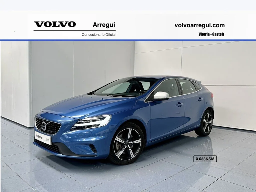 VOLVO V40 V40 T3 R-Design Momentum Aut.