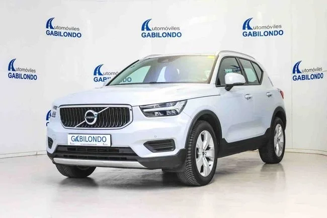 VOLVO XC40 XC40 T2 Momentum Aut.