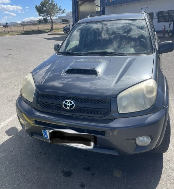 TOYOTA RAV-4 RAV-4 2.0D4-D Executive