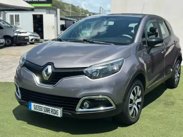 Renault Captur 2015 0.9 TCe Zen