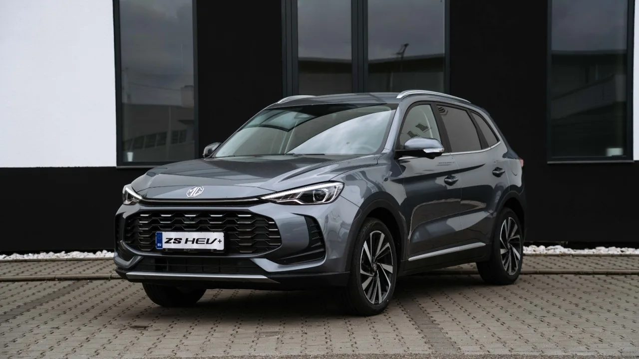 MG ZS 2025