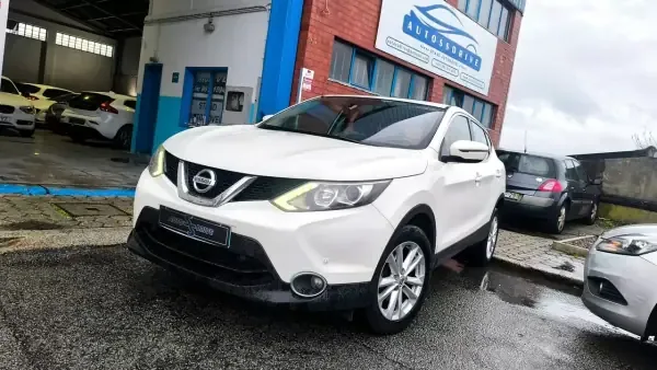 Nissan Qashqai 2015 1.6 dCi Acenta Xtronic