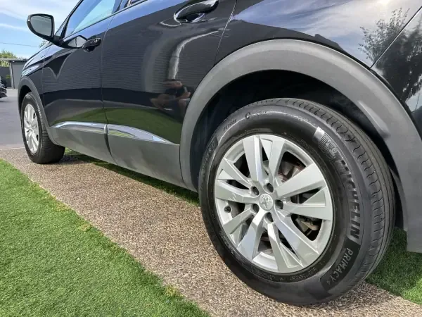 Peugeot 3008 2020 1.5 BlueHDi Allure Pack EAT8