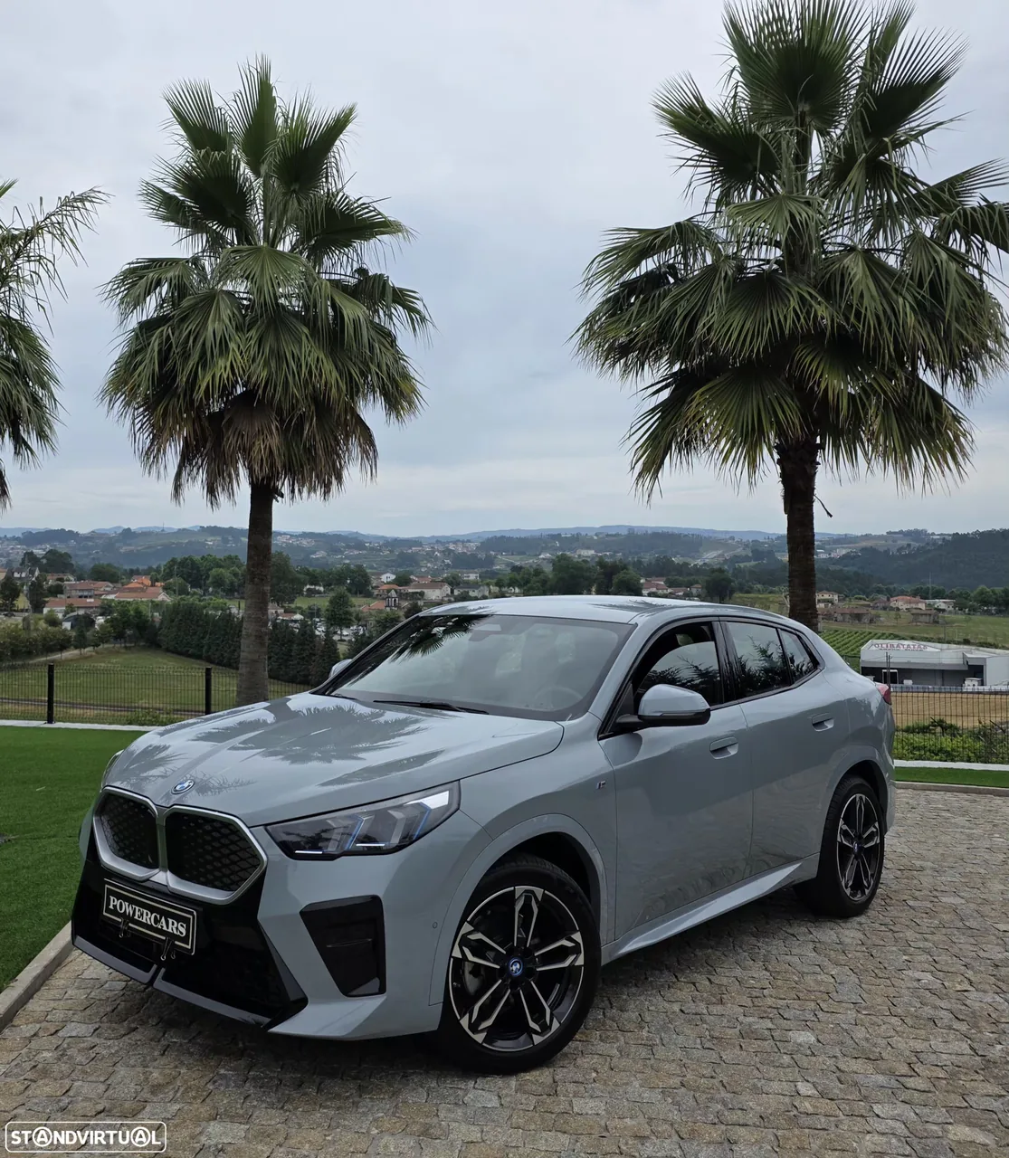 BMW iX2 eDrive20 Pack Desportivo M
