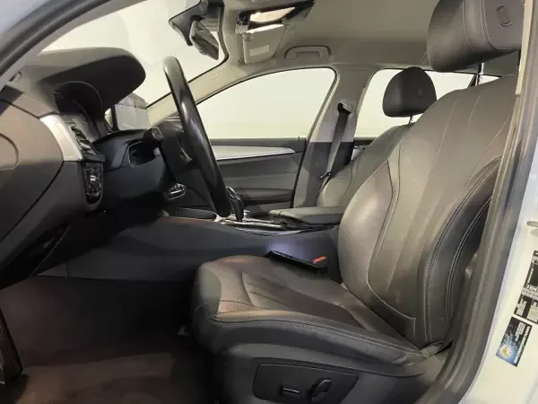 BMW 520 2023 d Auto