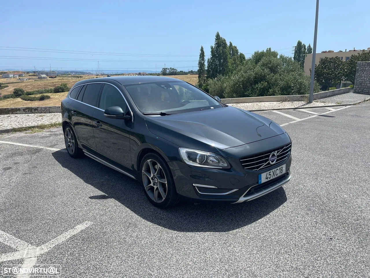 Volvo V60 D6 Plug-In-Hybrid AWD Geartronic Momentum
