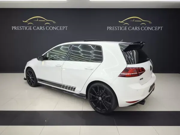 Volkswagen Golf 2015 2.0 TDi GTD DSG
