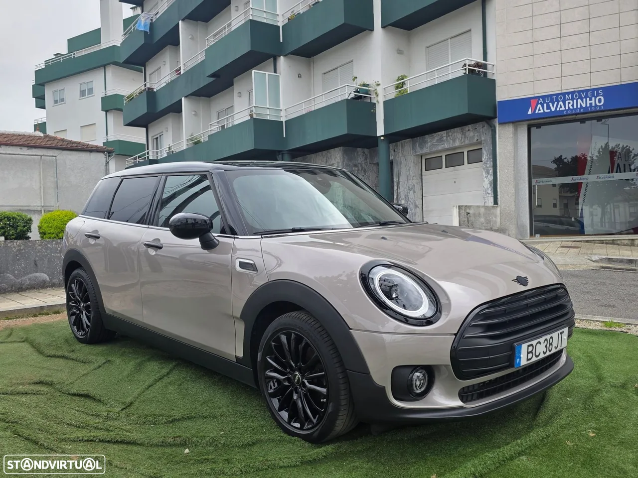 MINI Clubman Cooper D Premium Essential Auto