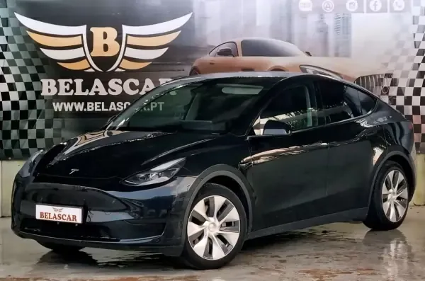 Tesla Model Y 2023 RWD