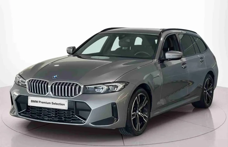 BMW - Série 3 - 330 e Touring Pack Desportivo M Auto