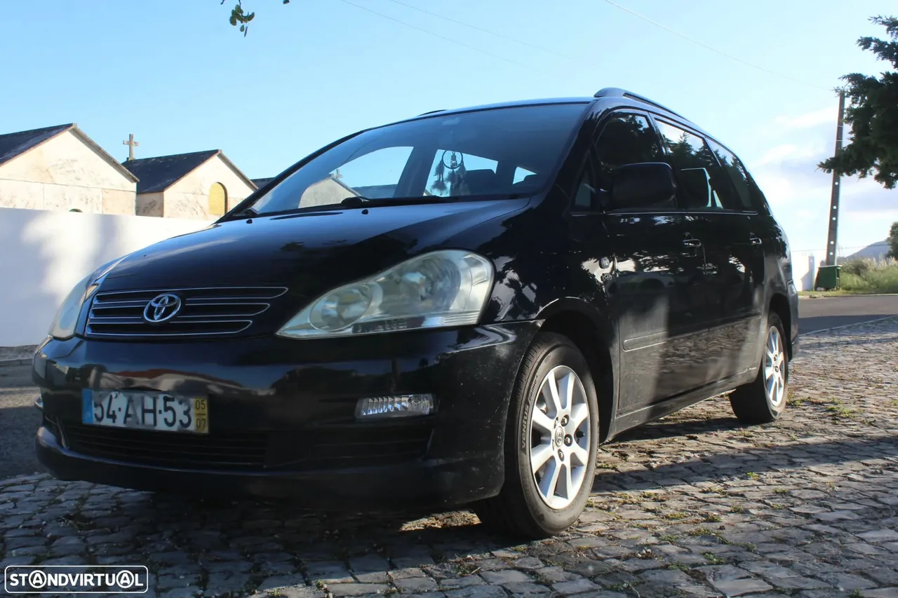 Toyota Avensis Verso 2.0 D-4D Sol