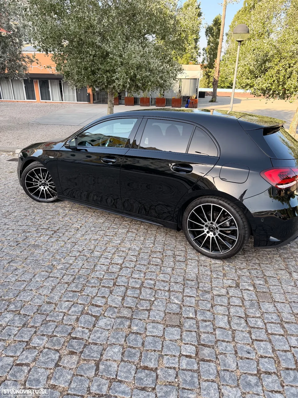 Mercedes-Benz A 200 d AMG Line