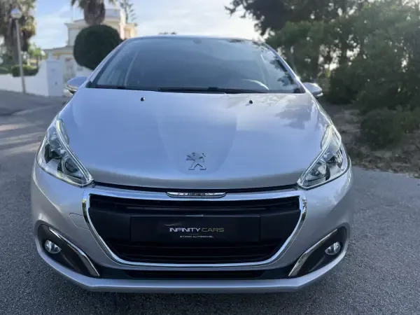 Peugeot 208 2016 1.2 PureTech Style