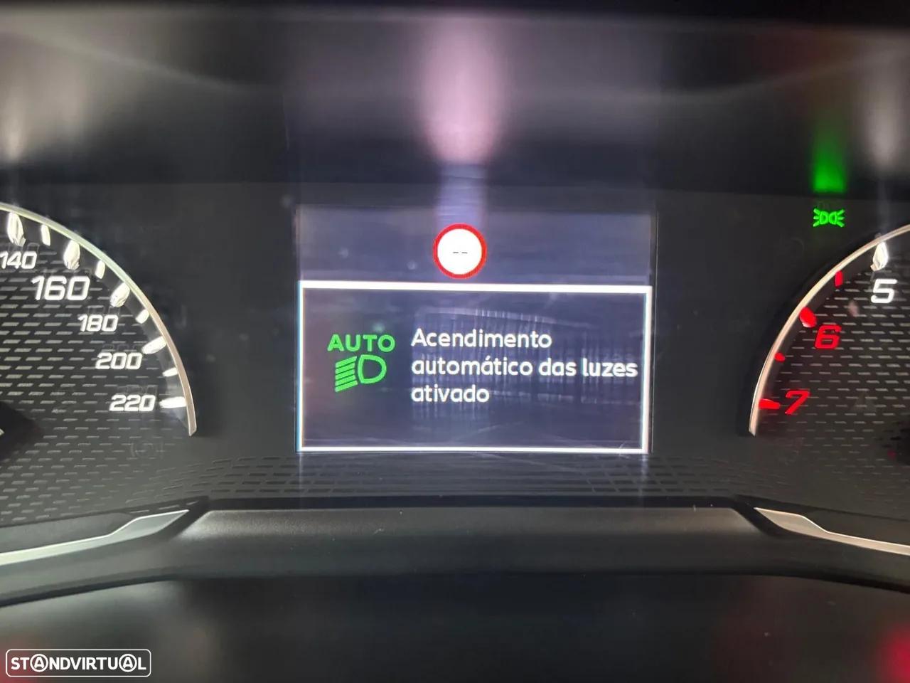Peugeot 2008 1.5 BlueHDi Allure Pack