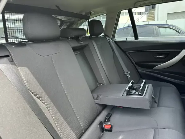 BMW 318 2015 d Aut. Sport Line
