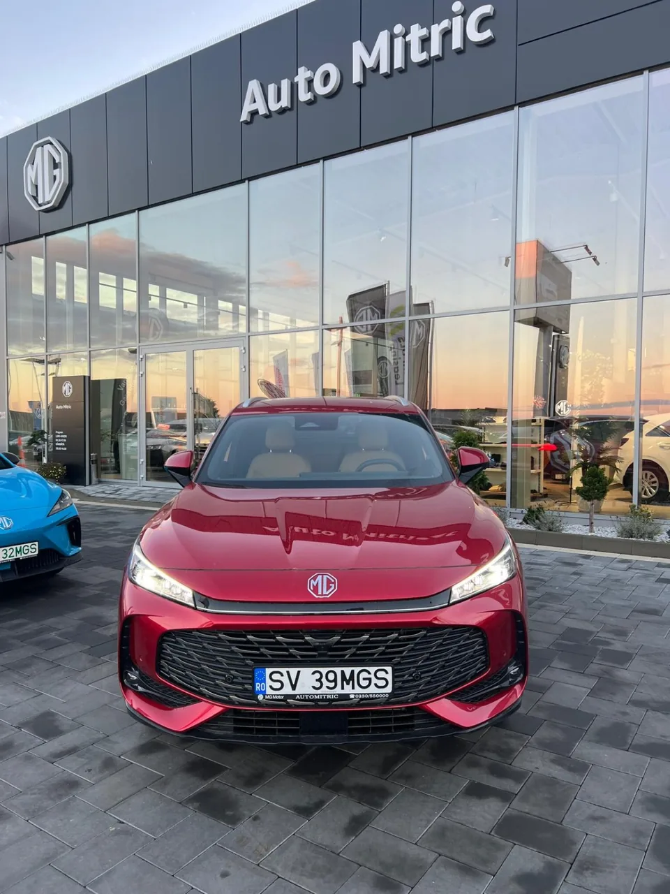 MG HS 2025